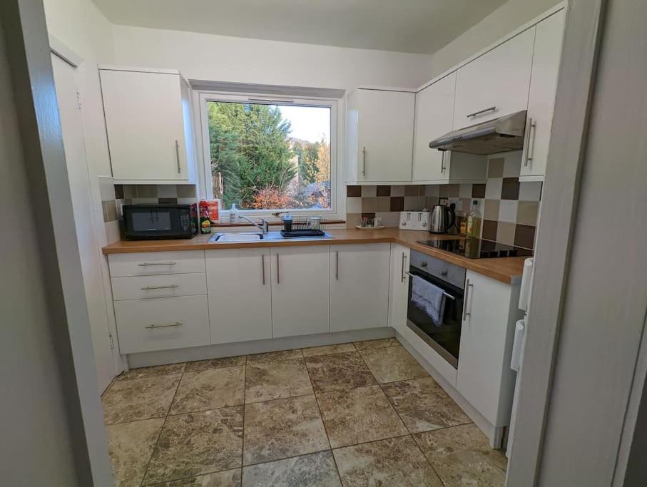 Two Bedroom Flat In Bridge Of Allan, Stirling Exterior photo